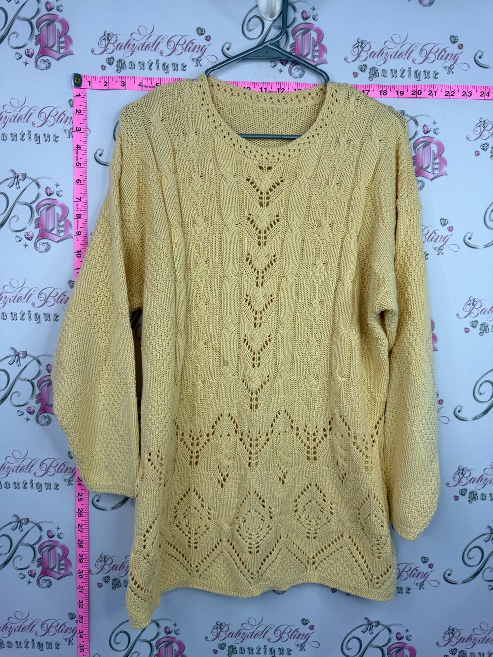 Vintage sweater Women’s Cream Cable Knit Sweater Lightweight Pointelle Pullover